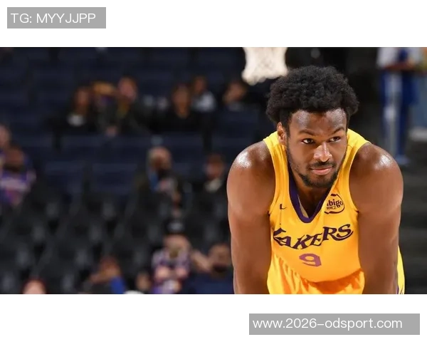 南湾湖人战胜圣克鲁兹勇士布朗尼贡献全能表现阿杜稳定发挥助队取胜